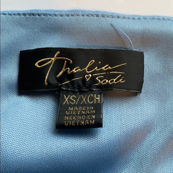 Dress - Picture 4 of 4